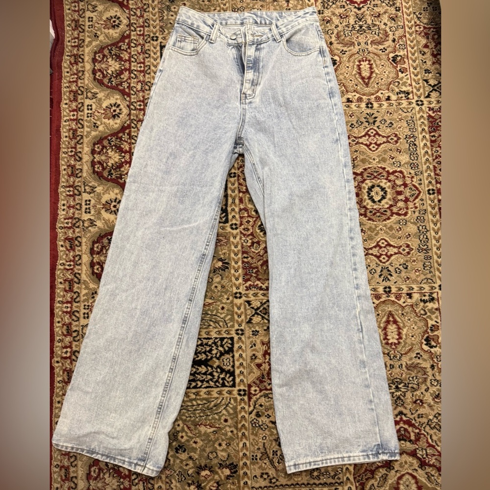 SHEIN Blue Straight Leg Jeans Classic Style